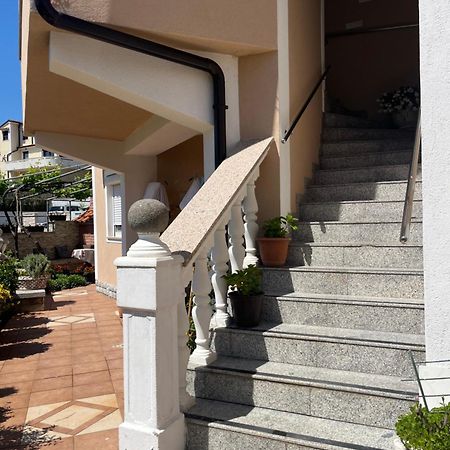 קרק Apartments Ostojic מראה חיצוני תמונה