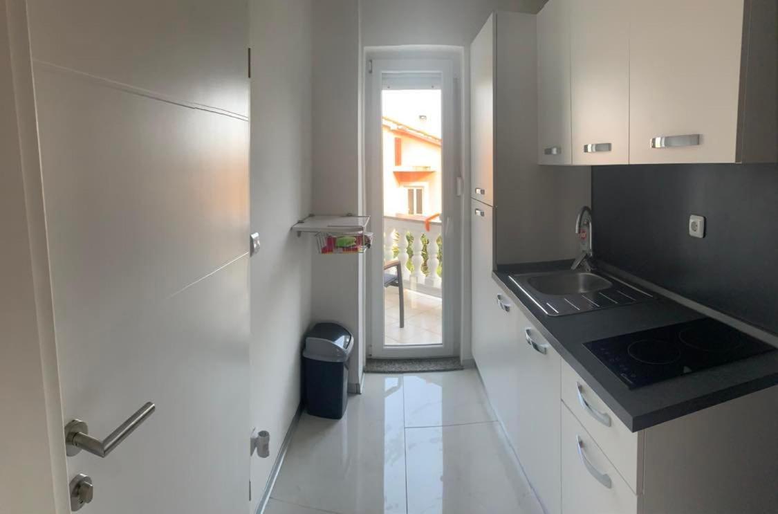 קרק Apartments Ostojic מראה חיצוני תמונה