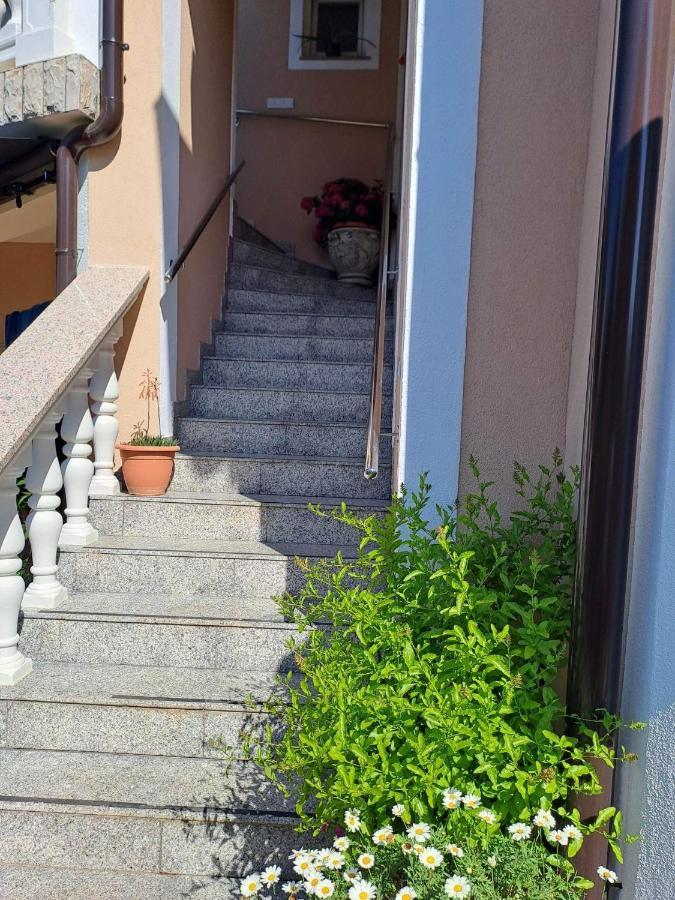 קרק Apartments Ostojic מראה חיצוני תמונה