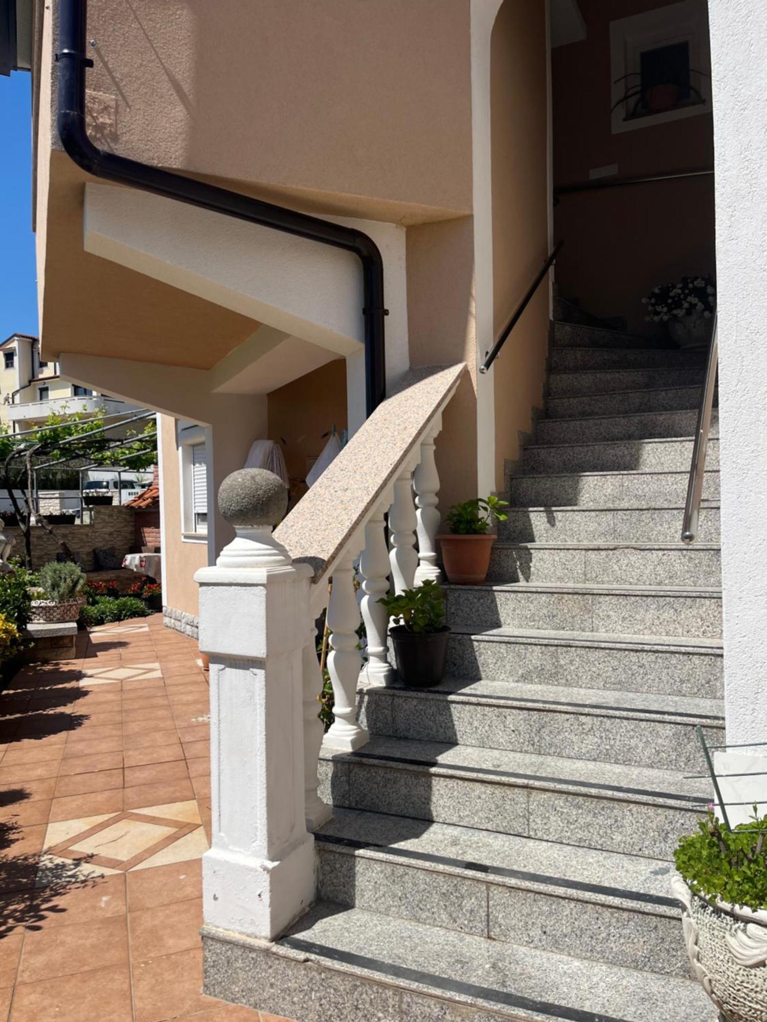 קרק Apartments Ostojic מראה חיצוני תמונה
